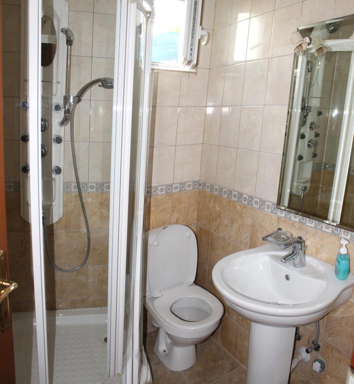 Apartments Djedovic Petrovac na moru Exterior foto